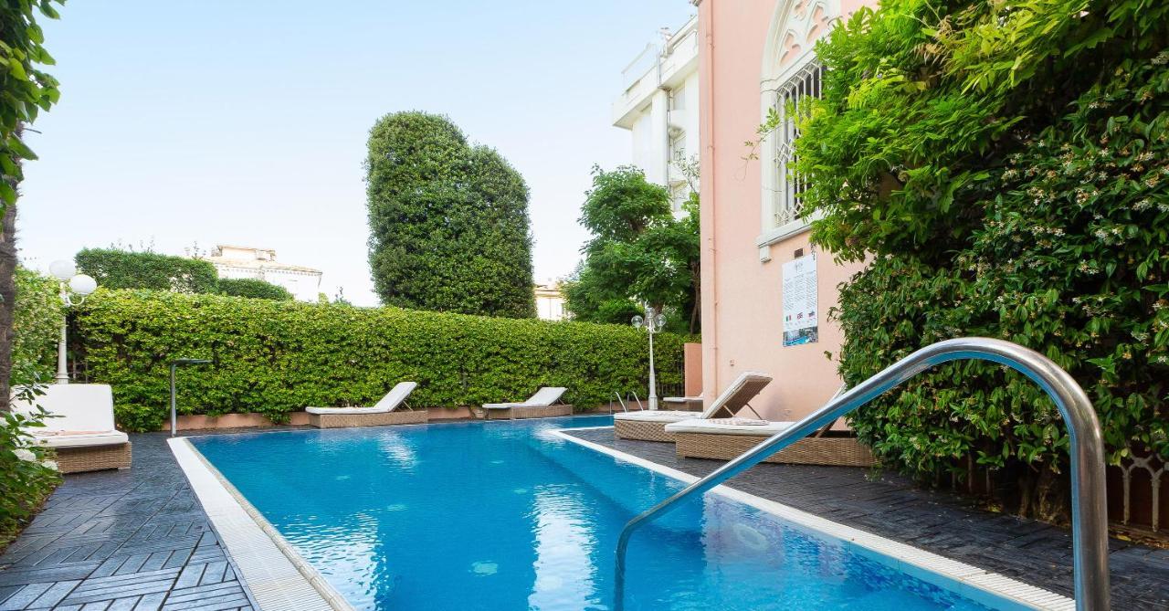 Hotel Milton Римини Екстериор снимка