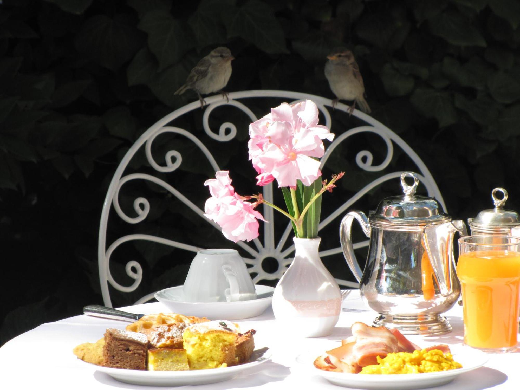 Hotel Milton Римини Екстериор снимка
