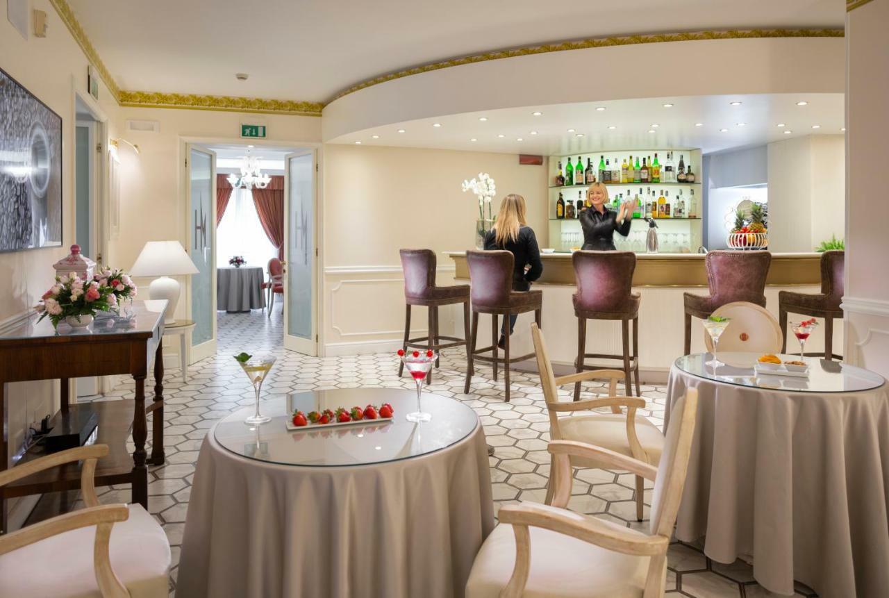 Hotel Milton Римини Екстериор снимка