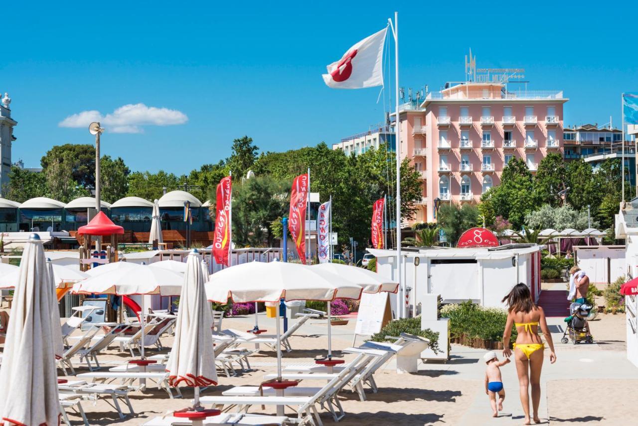 Hotel Milton Римини Екстериор снимка